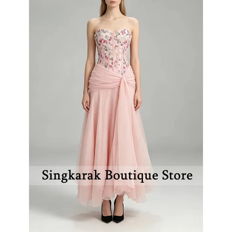 Formal Skirt - Midi-Abschlussballkleid, trägerlos, mit floraler Stickerei, Korsett,
